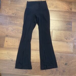 Aritzia TNA Flared Leggings